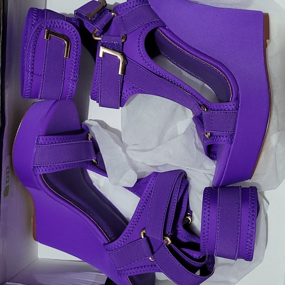Purple wedges NEW!
